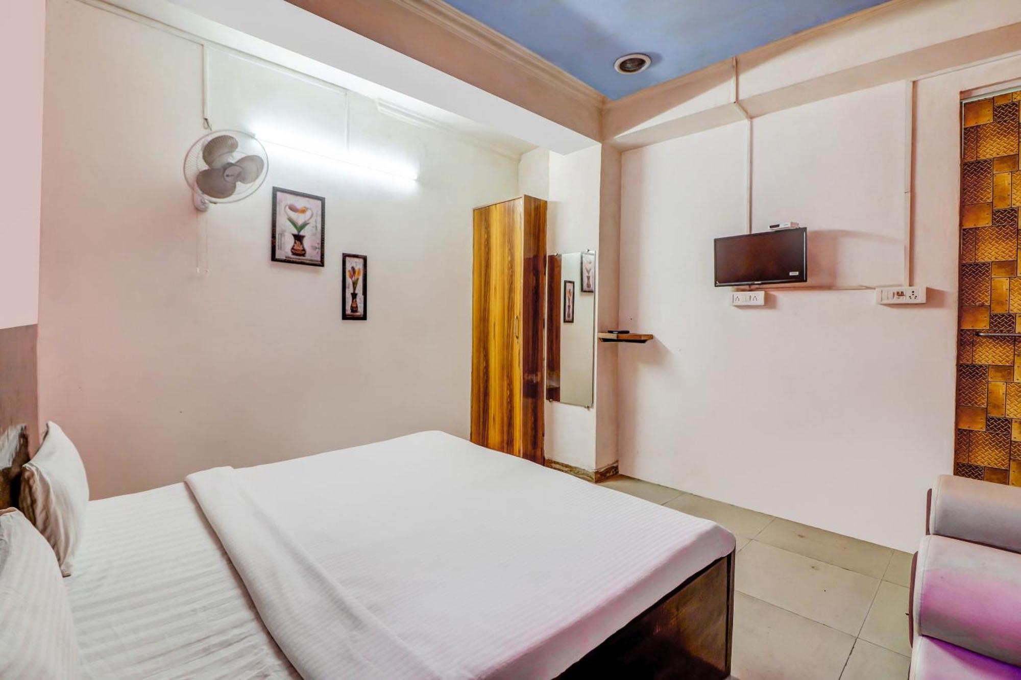 Hotel O Home The Shagun Residency New Delhi Buitenkant foto